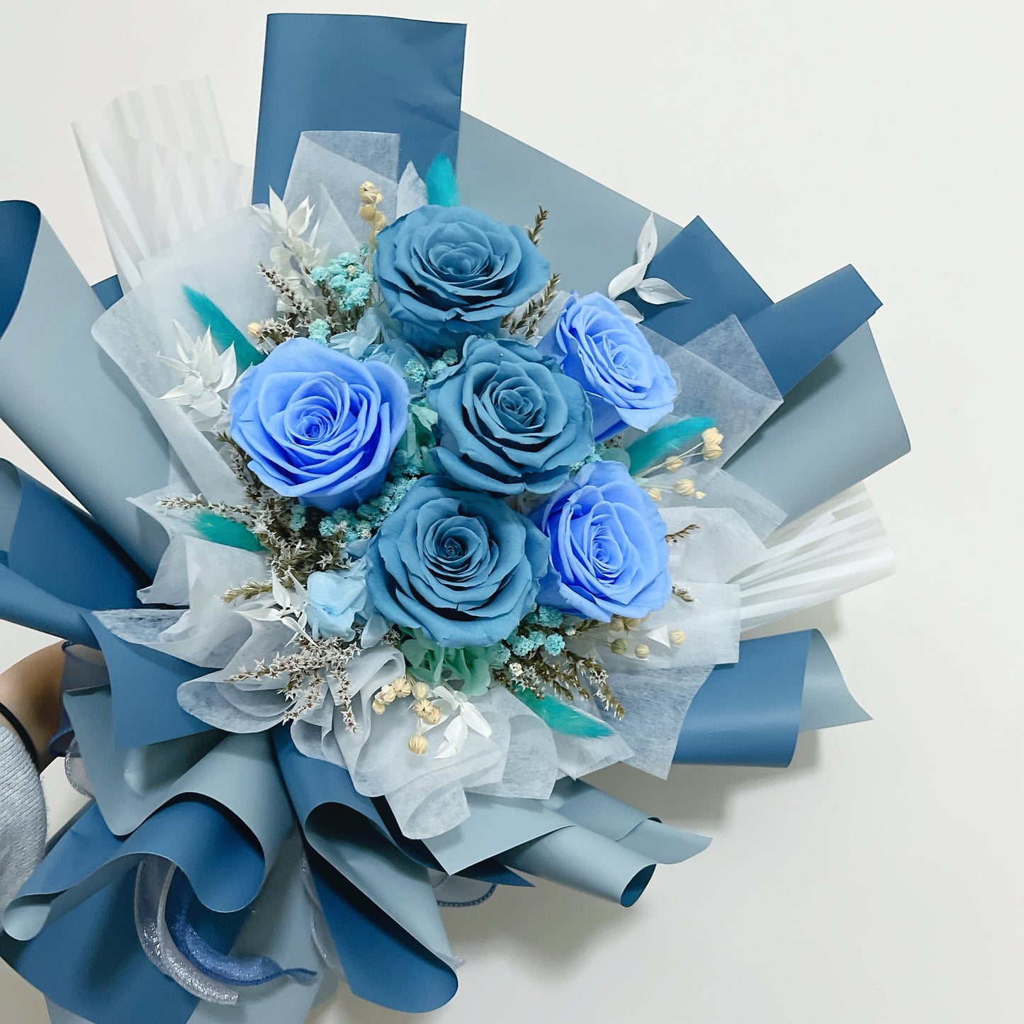 -| 保鮮花|- 6枝雙藍色玫瑰花束