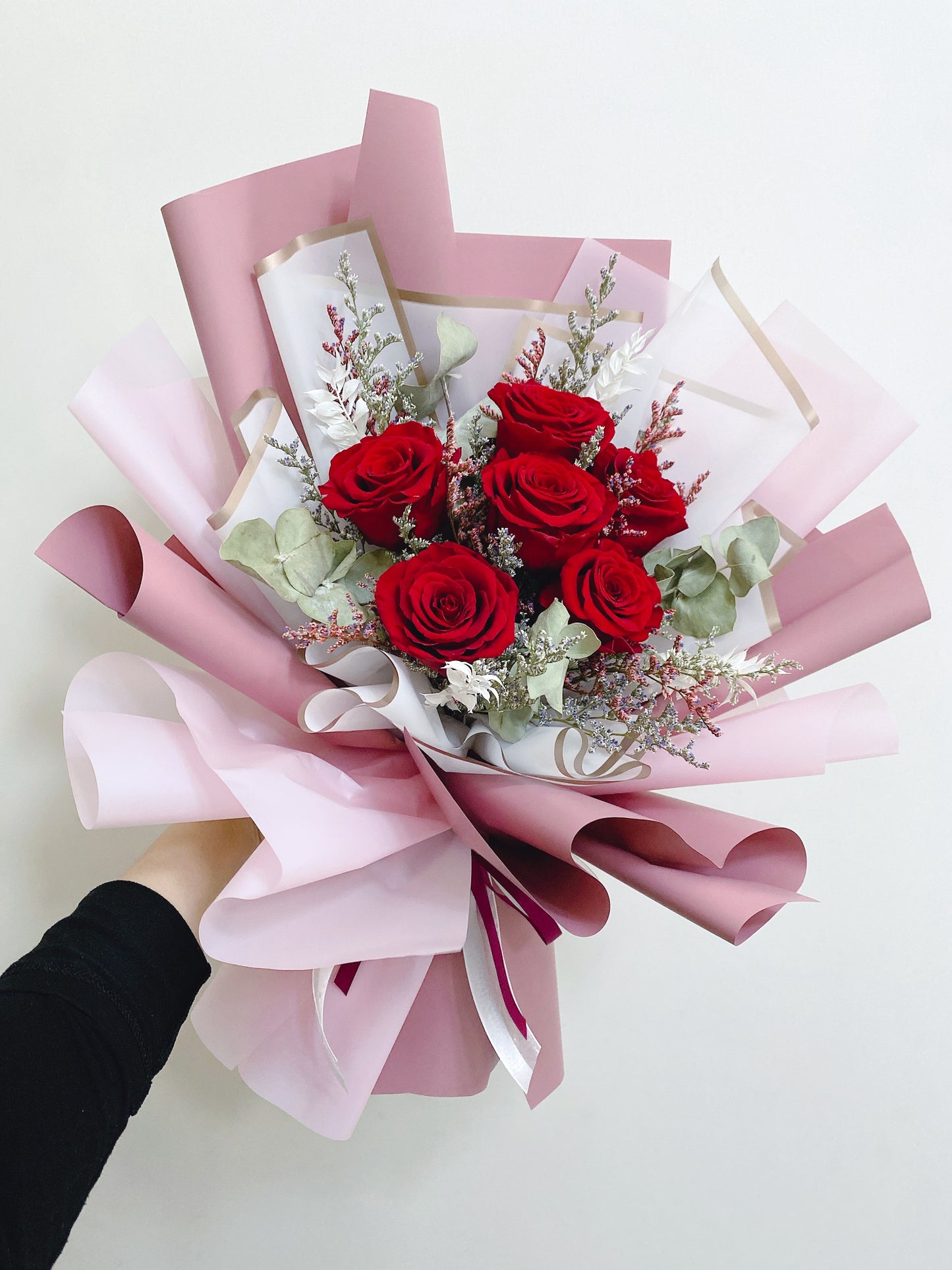 -| 保鮮花|- 6枝經典紅玫瑰花束